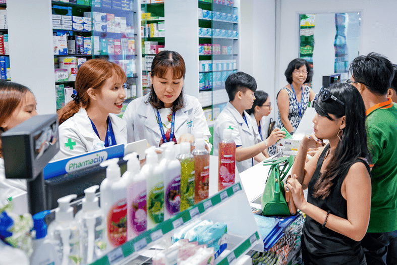 Khai trương <br> cửa hàng thứ 200 tiếp cận đến <br> 5 tỉnh thành