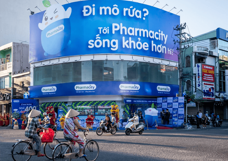 Pharmacity - Chuỗi nhà thuốc bán lẻ hiện đại nhất Việt Nam với hơn 1.000 cửa hàng khắp Việt Nam