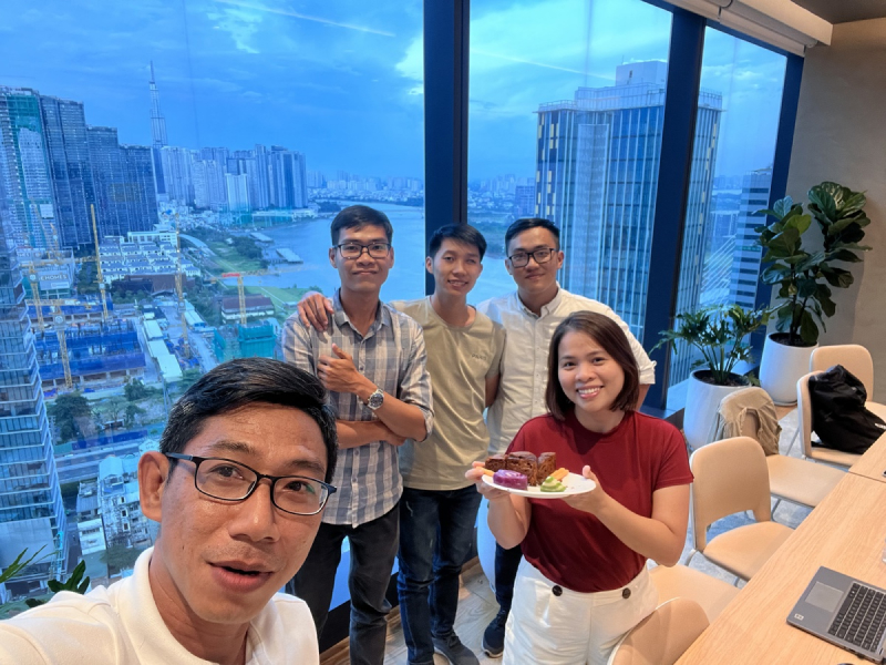 Marou's Agile team celebrated small wins after Sprint 1 (Ngoc is on the far right)