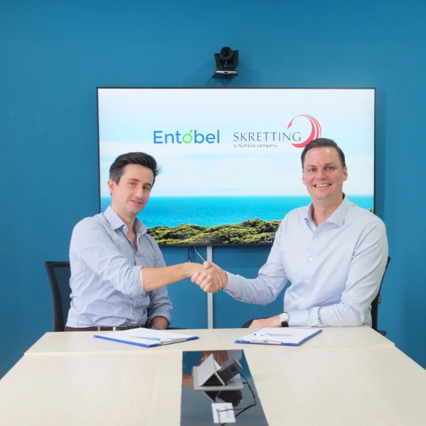 Ra mắt  thức ăn nuôi tôm thương mại đầu tiên tại Việt Nam  ứng dụng đạm côn trùng